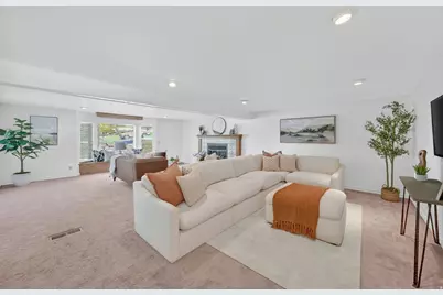 3006 N Indian Hills Dr E, Provo, UT 84604 - Photo 5