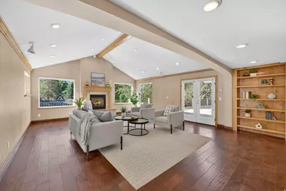 3006 N Indian Hills Dr E, Provo, UT 84604 - Photo 13