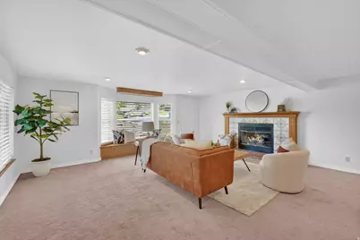 3006 N Indian Hills Dr E, Provo, UT 84604 - Photo 5