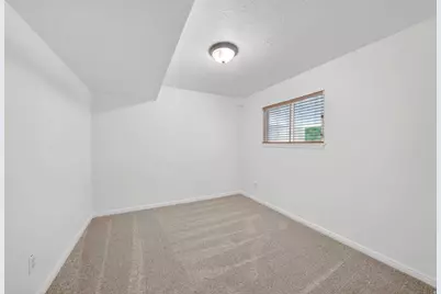3006 N Indian Hills Dr E, Provo, UT 84604 - Photo 31