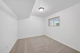 3006 N Indian Hills Dr E, Provo, UT 84604 - Photo 31