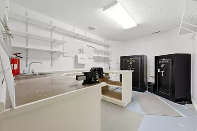 3195 E Walker Mill Dr, Holladay, UT 84121 - Photo 51