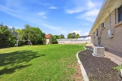 2141 W 7125 S, West Jordan, UT 84084 - Photo 25