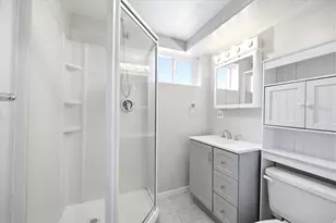 2141 W 7125 S, West Jordan, UT 84084 - Photo 23