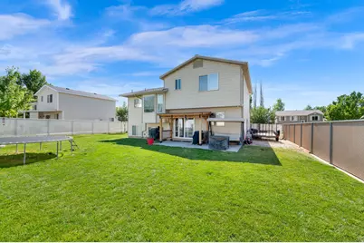 1602 N 725 W, Clinton, UT 84015 - Photo 27