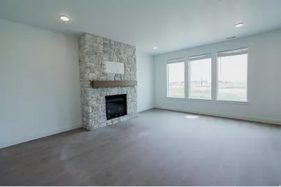 155 W 510 N, Smithfield, UT 84335 - Photo 7