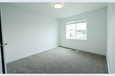 155 W 510 N, Smithfield, UT 84335 - Photo 15