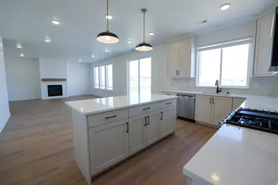 155 W 510 N, Smithfield, UT 84335 - Photo 11