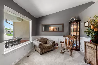 9642 S 1630 W, South Jordan, UT 84095 - Photo 5