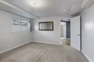 9642 S 1630 W, South Jordan, UT 84095 - Photo 31
