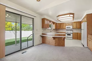 1205 N 1600 E, Logan, UT 84341 - Photo 11