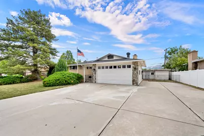 4603 S Beechwood Rd W, Taylorsville, UT 84123 - Photo 3