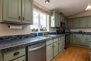 1055 S Red Hills Ave, Kanab, UT 84741 - Photo 5