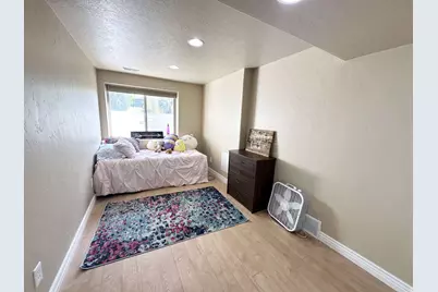 3002 W 2600 S, West Haven, UT 84401 - Photo 13