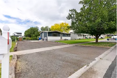 285 W 300 N, Smithfield, UT 84335 - Photo 5