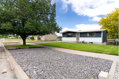 285 W 300 N, Smithfield, UT 84335 - Photo 3