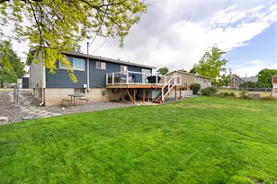 285 W 300 N, Smithfield, UT 84335 - Photo 29