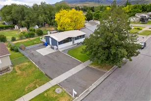 285 W 300 N, Smithfield, UT 84335 - Photo 35