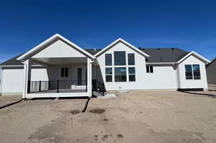 343 E Dutton, Grantsville, UT 84029 - Photo 3