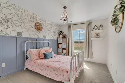 9399 N Vernham Ln, Eagle Mountain, UT 84005 - Photo 15