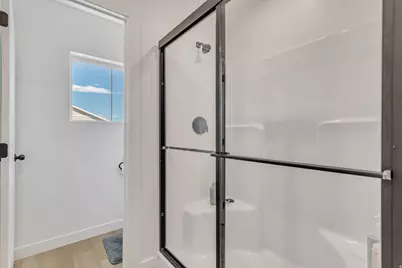 9399 N Vernham Ln, Eagle Mountain, UT 84005 - Photo 13