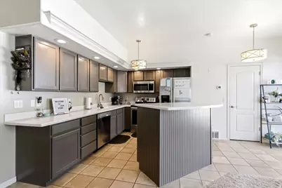 80 Peregrine Ln #14, Bountiful, UT 84010 - Photo 9