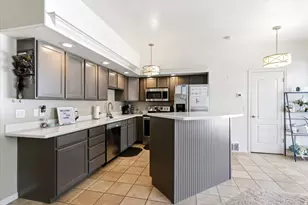 80 Peregrine Ln, Bountiful, UT 84010 - Photo 9