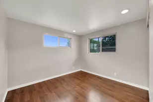 7187 S 1700 E, Cottonwood Heights, UT 84121 - Photo 5