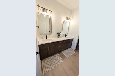 758 E 675 S, Hyrum, UT 84319 - Photo 7