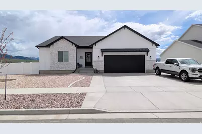 758 E 675 S, Hyrum, UT 84319 - Photo 3
