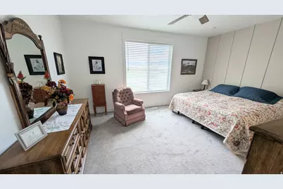 758 E 675 S, Hyrum, UT 84319 - Photo 13