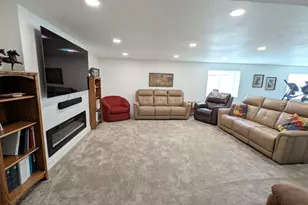 758 E 675 S, Hyrum, UT 84319 - Photo 31