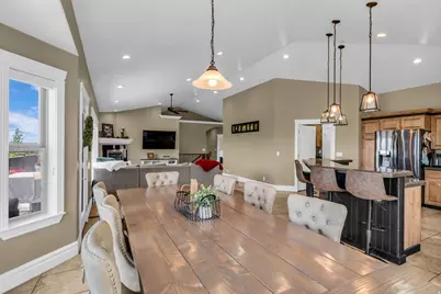 740 E 100 S, Hyde Park, UT 84318 - Photo 15