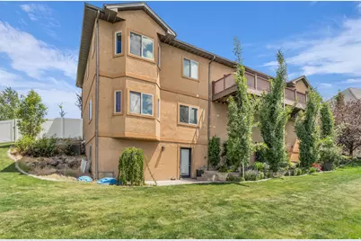 740 E 100 S, Hyde Park, UT 84318 - Photo 51