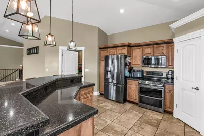 740 E 100 S, Hyde Park, UT 84318 - Photo 11