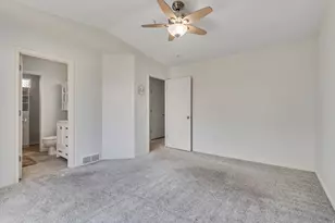 677 W Villa Dr S, Sandy, UT 84070 - Photo 9