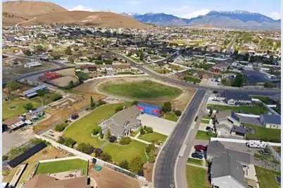 1971 E Sunnyvale Dr, Eagle Mountain, UT 84005 - Photo 85
