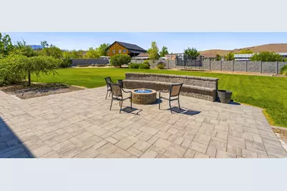 1971 E Sunnyvale Dr, Eagle Mountain, UT 84005 - Photo 67