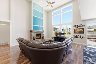 1971 E Sunnyvale Dr, Eagle Mountain, UT 84005 - Photo 9