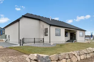 1347 N 1275 Ln E, Logan, UT 84341 - Photo 5