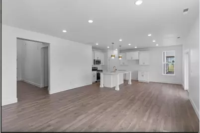 628 W 760 N #205, Tremonton, UT 84337 - Photo 5