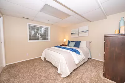 2090 E Greenwich Cir S, Sandy, UT 84093 - Photo 15