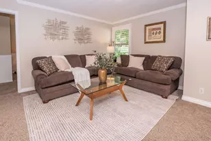 2090 E Greenwich Cir S, Sandy, UT 84093 - Photo 7