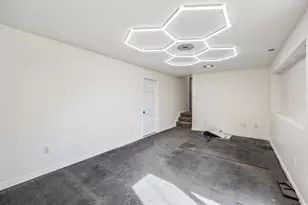 6719 S Mountain Aura Dr, West Jordan, UT 84081 - Photo 35