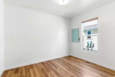 2064 W Orchard Harvest Dr, Kaysville, UT 84037 - Photo 29