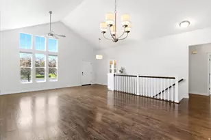 2064 W Orchard Harvest Dr, Kaysville, UT 84037 - Photo 5