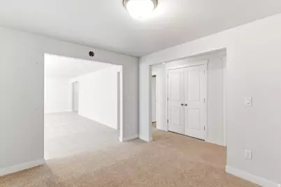 2064 W Orchard Harvest Dr, Kaysville, UT 84037 - Photo 35