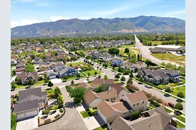 2064 W Orchard Harvest Dr, Kaysville, UT 84037 - Photo 45