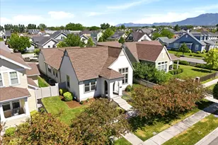 2064 W Orchard Harvest Dr, Kaysville, UT 84037 - Photo 3