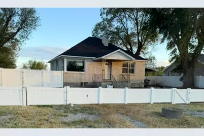 63 Center, Gunnison, UT 84634 - Photo 1